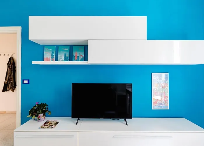 Daire Arezzo Apartment, Metro Bologna E Bus Per La Sapienza, 4 Persone, Wifi *