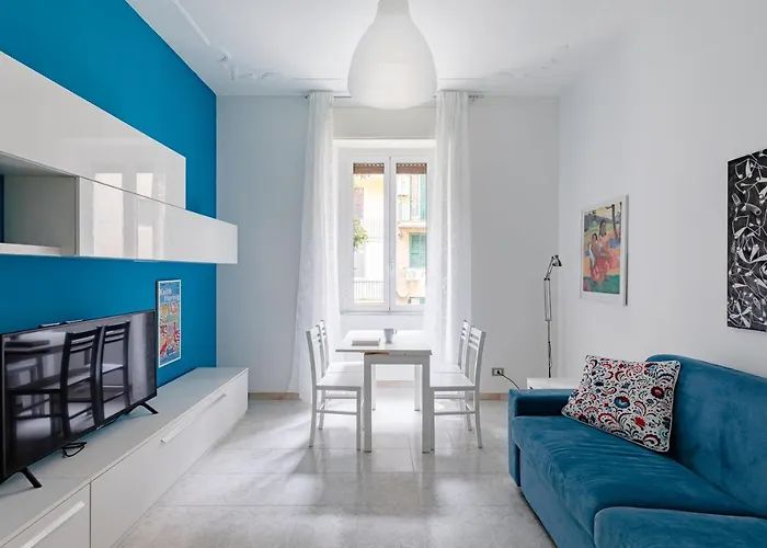 Arezzo Apartment, Metro Bologna E Bus Per La Sapienza, 4 Persone, Wifi Daire *