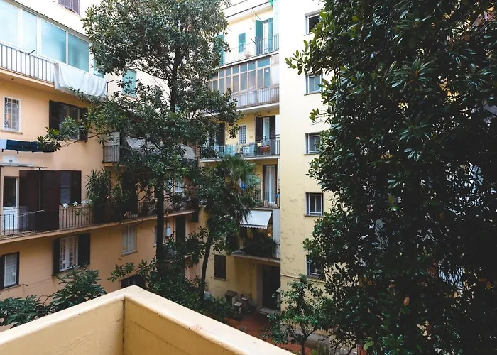 Arezzo Apartment, Metro Bologna E Bus Per La Sapienza, 4 Persone, Wifi *